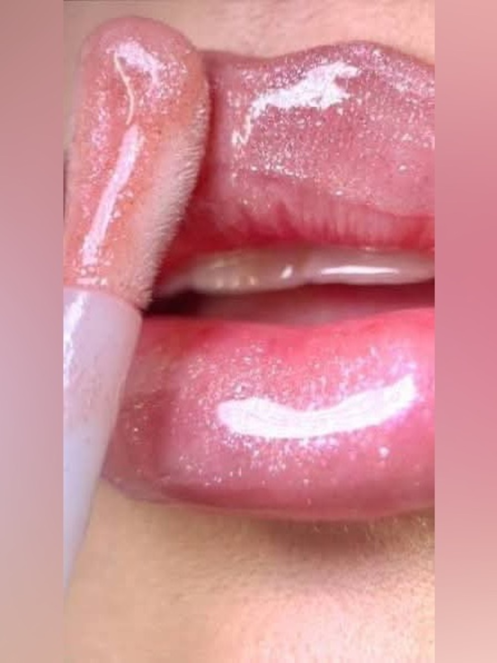 Kylie Cosmetics High Gloss in Daddy’s Girl - Picture 4 of 15